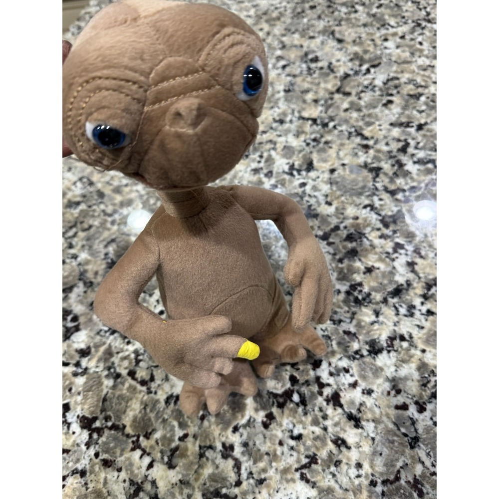 Universal Studios ET the Extra-Terrestrial Plush 11 Inch Brown Alien Toy Figure - Picture 6 of 11